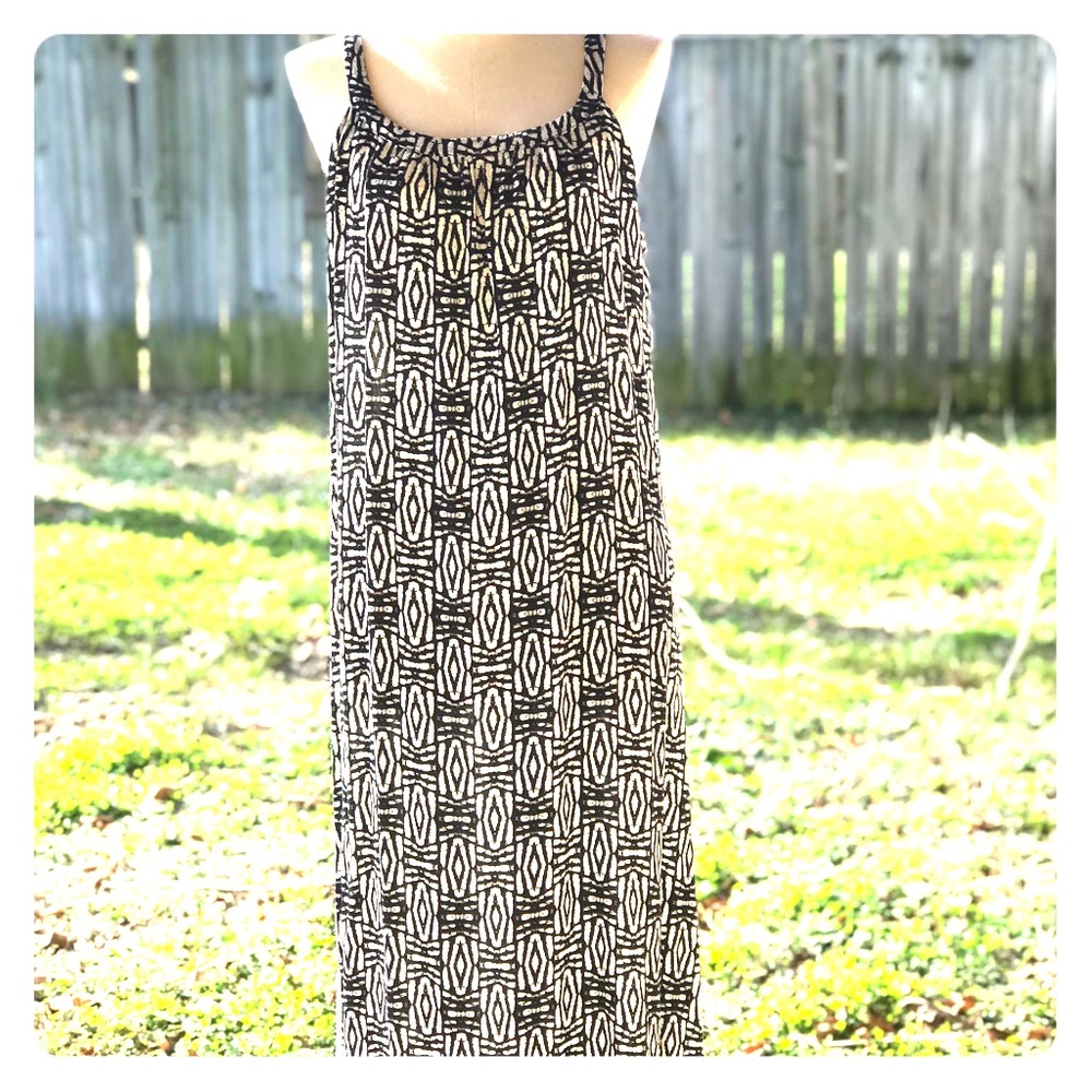 Black and white spaghetti strap maxi dress